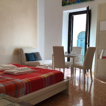 A Due Passi Da Giulietta-Casa Capuleti Lägenhet Verona Exteriör bild